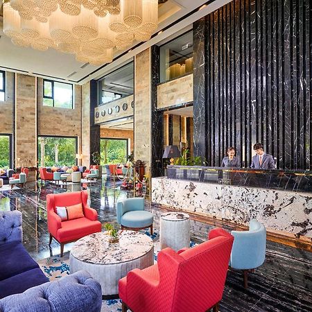 Ravatel Luxury Hotel Bac Giang Esterno foto