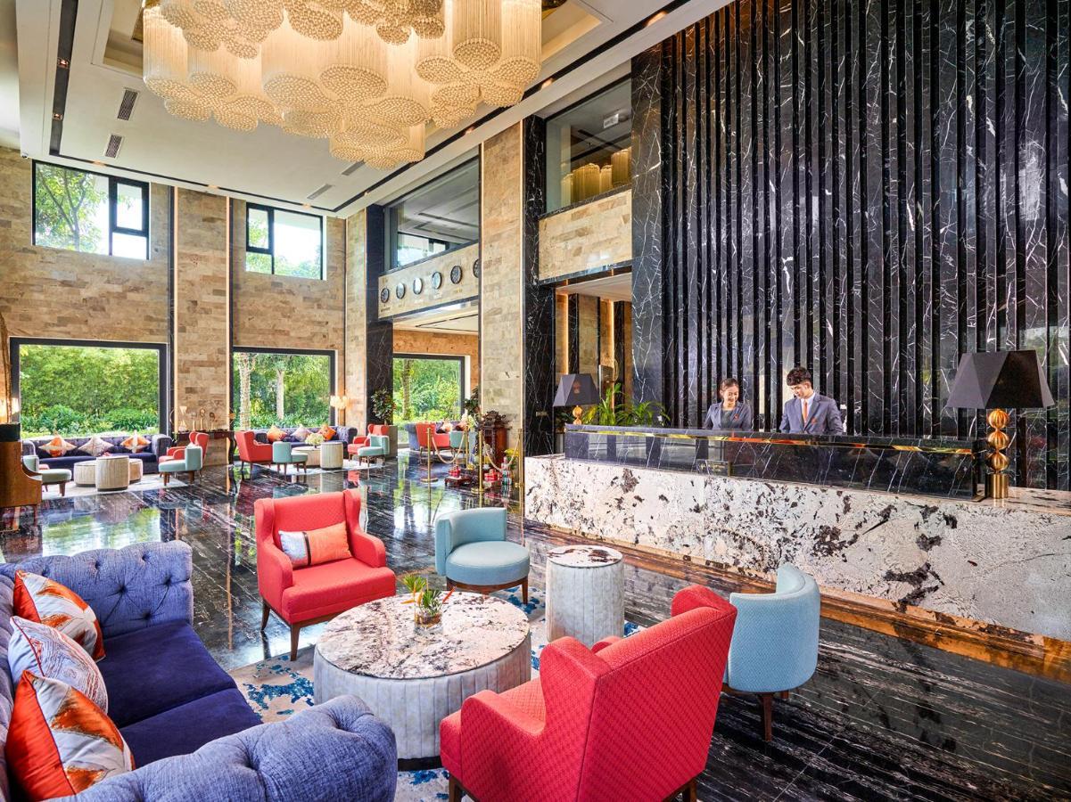 Ravatel Luxury Hotel Bac Giang Esterno foto