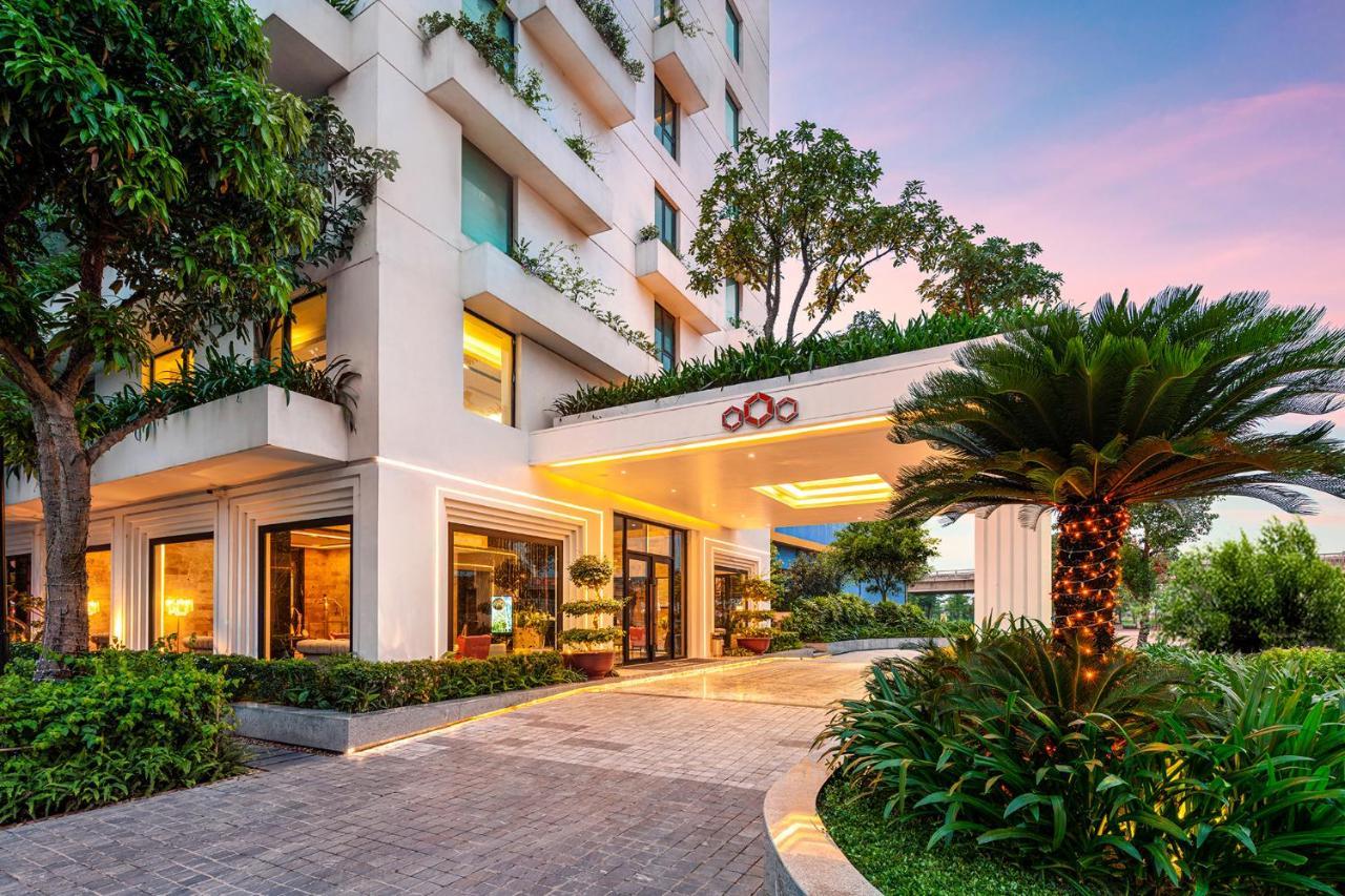 Ravatel Luxury Hotel Bac Giang Esterno foto