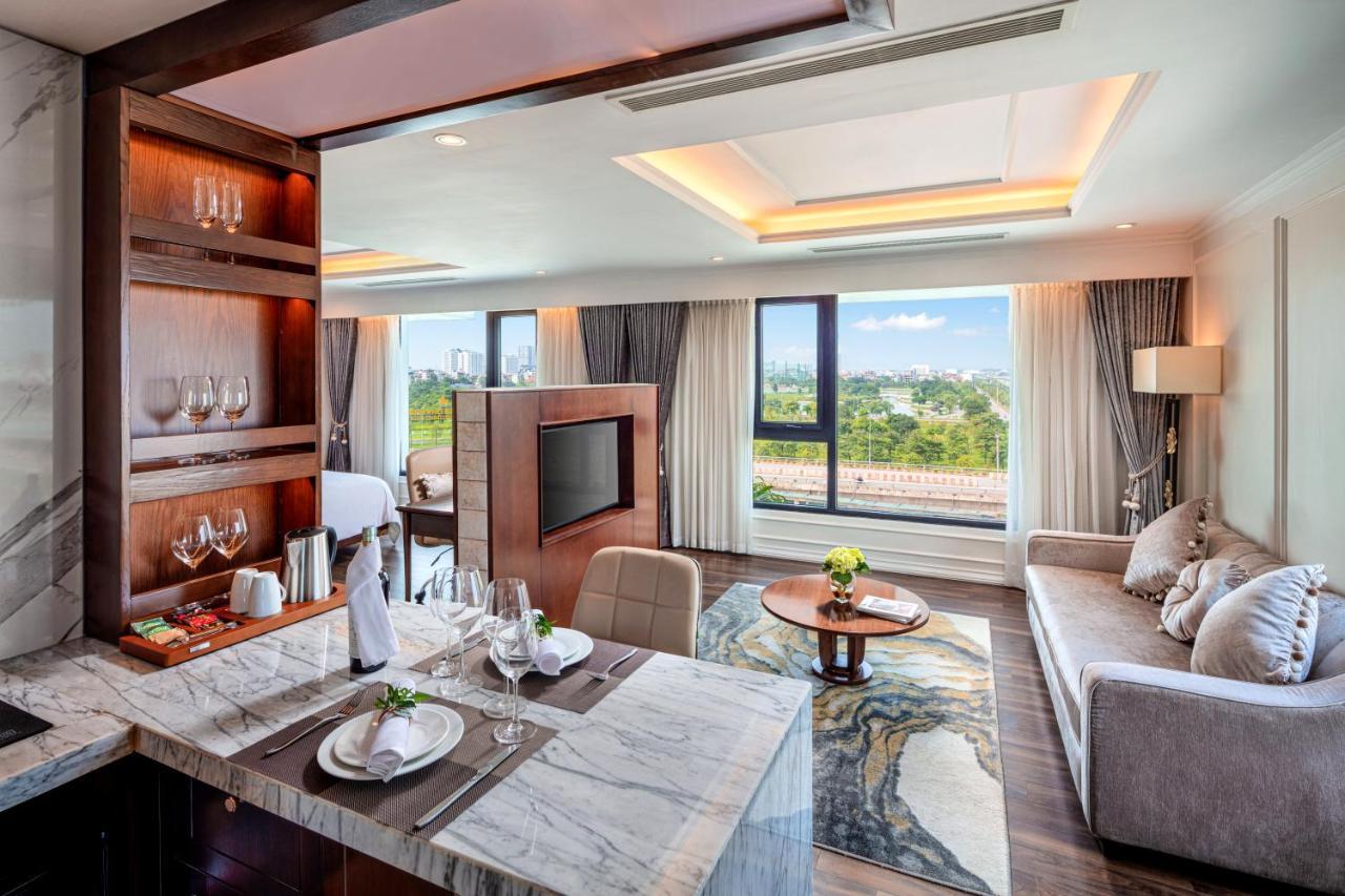 Ravatel Luxury Hotel Bac Giang Esterno foto
