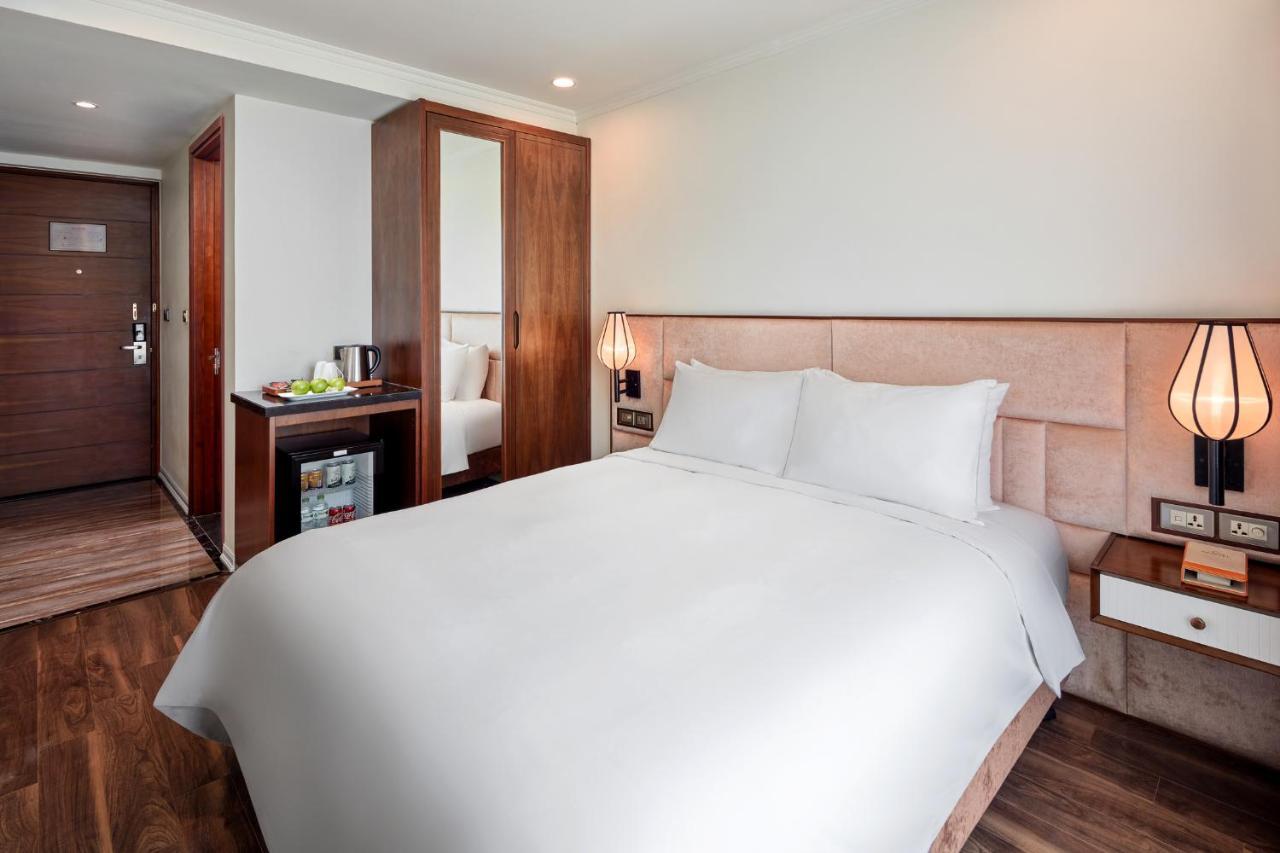 Ravatel Luxury Hotel Bac Giang Esterno foto