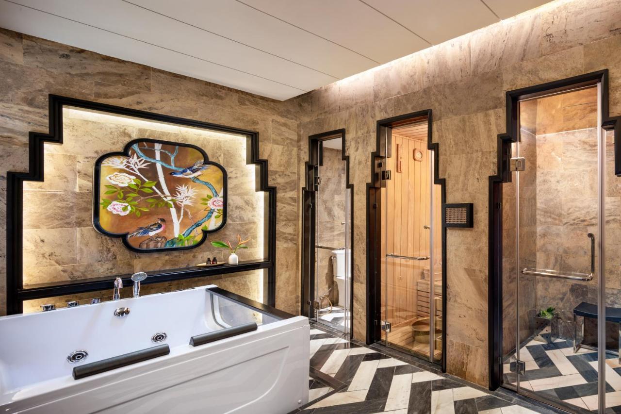Ravatel Luxury Hotel Bac Giang Esterno foto