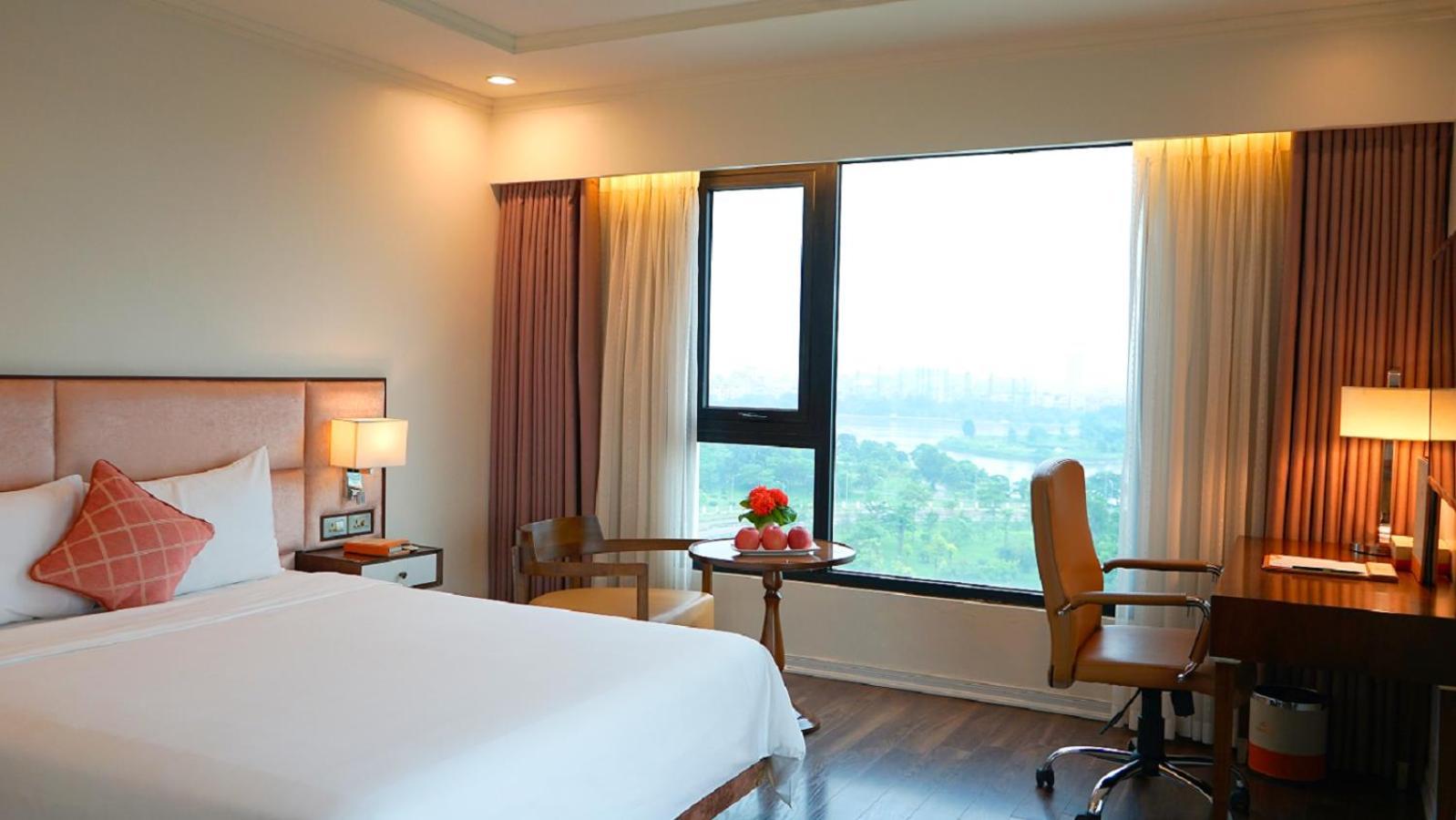 Ravatel Luxury Hotel Bac Giang Esterno foto